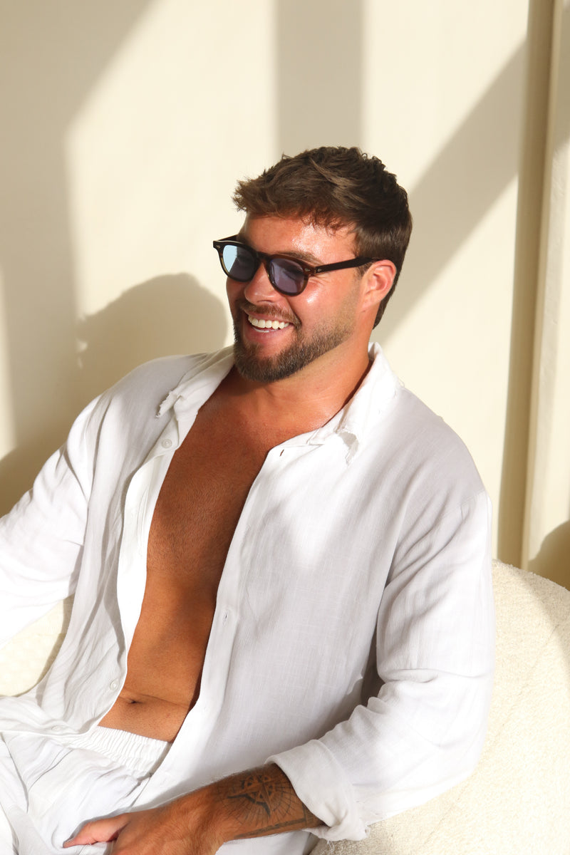 RESORT - SUIT